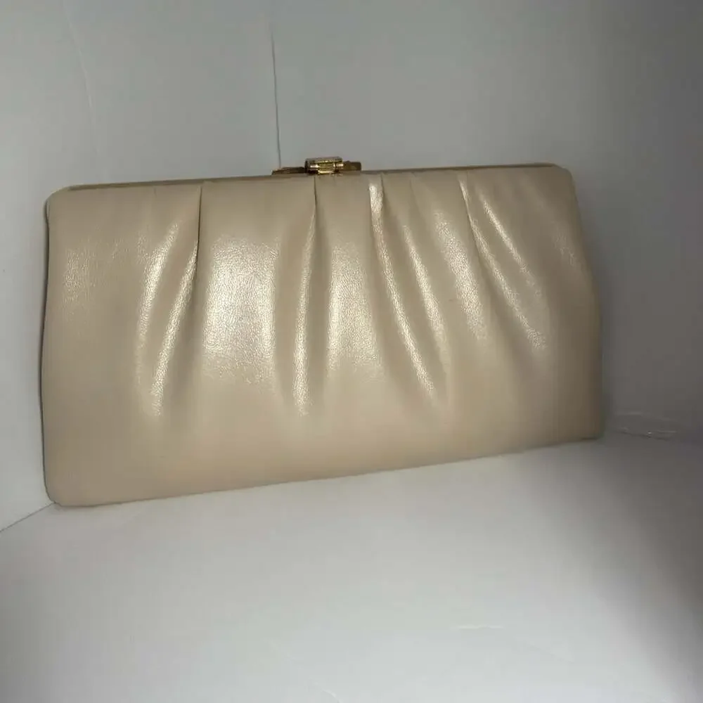 Estate Sale Find 1950s 1960s Vintage Ivory Frame Clutch Purse Clean Inside 6x10”